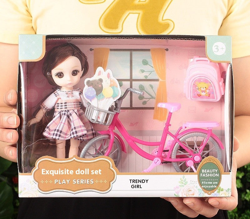 Prinsessdocka i Lyxig Gåvobox – Den Perfekta Presenten för Små Drömmare